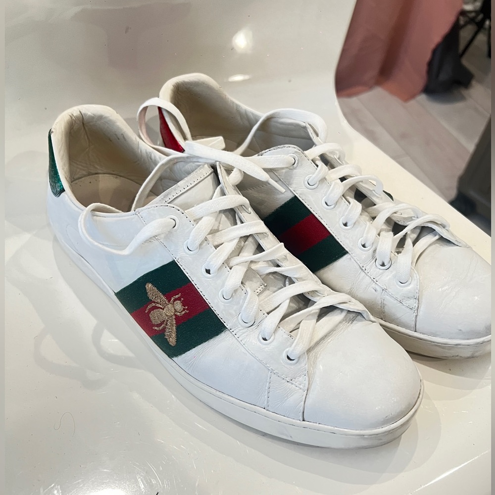 Gucci Ace bee sneakers in white size US 10 mens